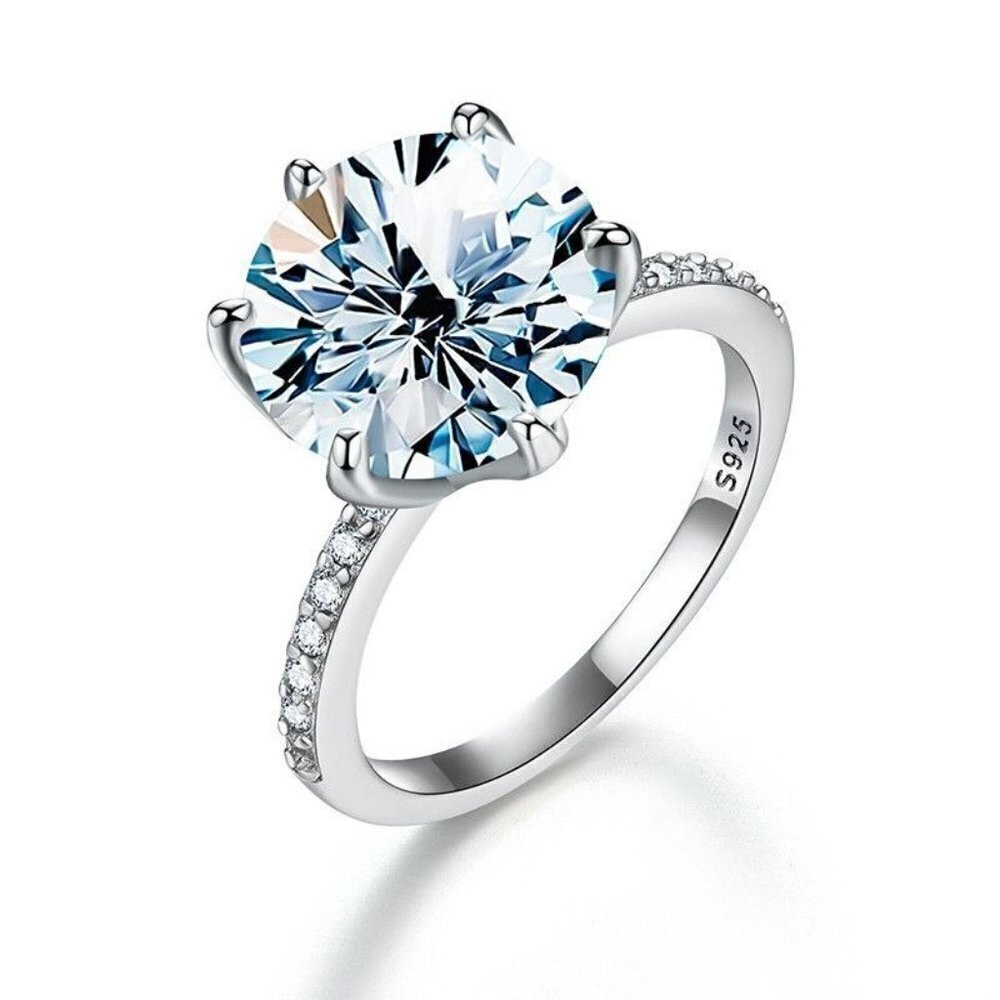Certified 5ct.t.w Moissanite Diamond Ring